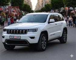 جیپ گراند شیرۆکی